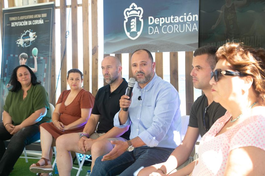 Muros acolle o Torneo Clasificatorio Arena 1000 Deputación da Coruña de balonmán praia