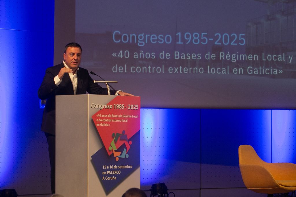 A Deputación da Coruña defende a necesidade dun novo marco legal e financeiro para os concellos no Congreso sobre os 40 anos da Lei de Bases de Réxime Local