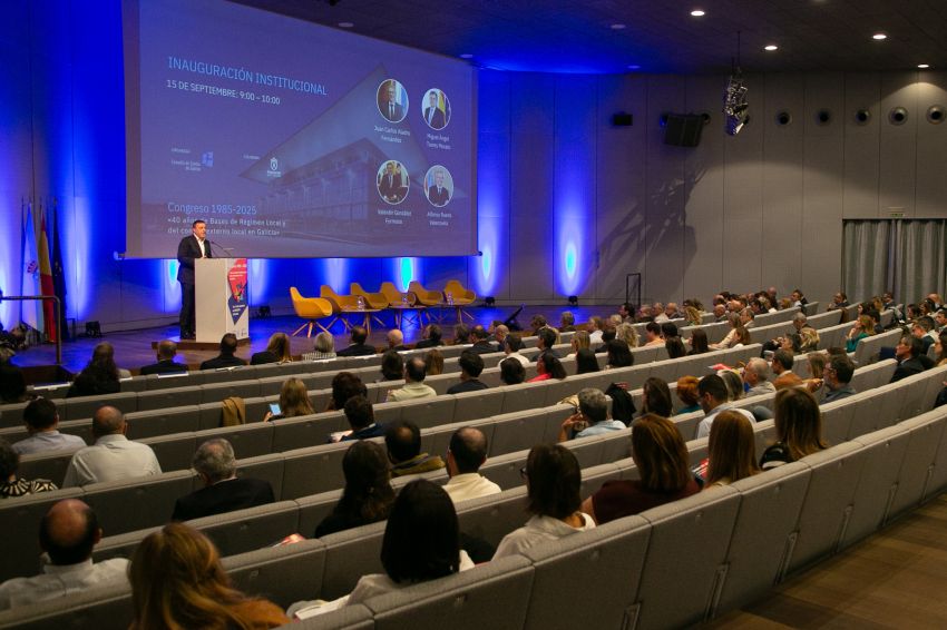 A Deputación da Coruña defende a necesidade dun novo marco legal e financeiro para os concellos no Congreso sobre os 40 anos da Lei de Bases de Réxime Local