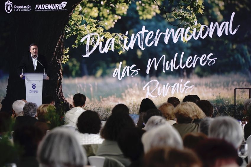 A Deputación e FADEMUR homenaxean ás mulleres do rural en Pontedeume