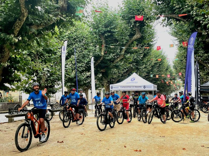 A bicicleta eléctrica, protagonista en Padrón como medio de transporte sostible nas rutas pola contorna do río Sar e o monte San Gregorio