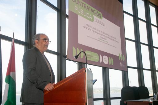Penas defende a contratación pública como un “motor económico” e sitúaa como unha ferramenta “de equilibrios”