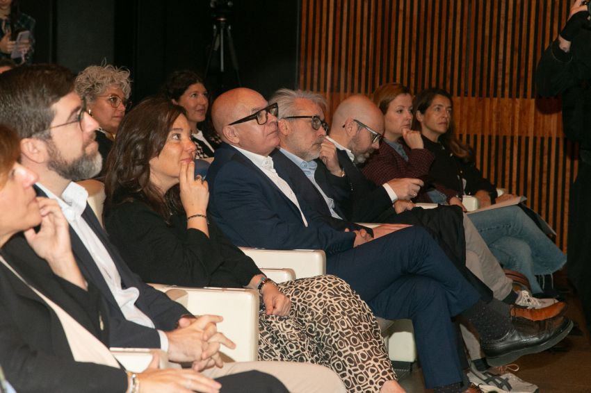 Regueira destaca a importancia de impulsar espazos que recoñezan o papel das mulleres no ámbito económico e empresarial