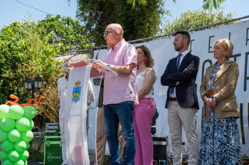 Regueira inaugura a II Feira GastroLexítimo, que pon en valor a riqueza vitivinícola de Paderne