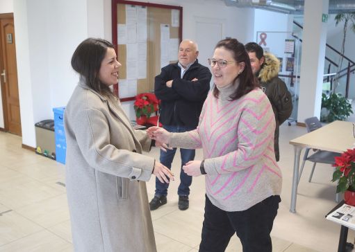 Cristina García destaca en Bergondo o esforzo investidor da Deputación na localidade, que recibiu 5,8 millóns nos útimos oito anos