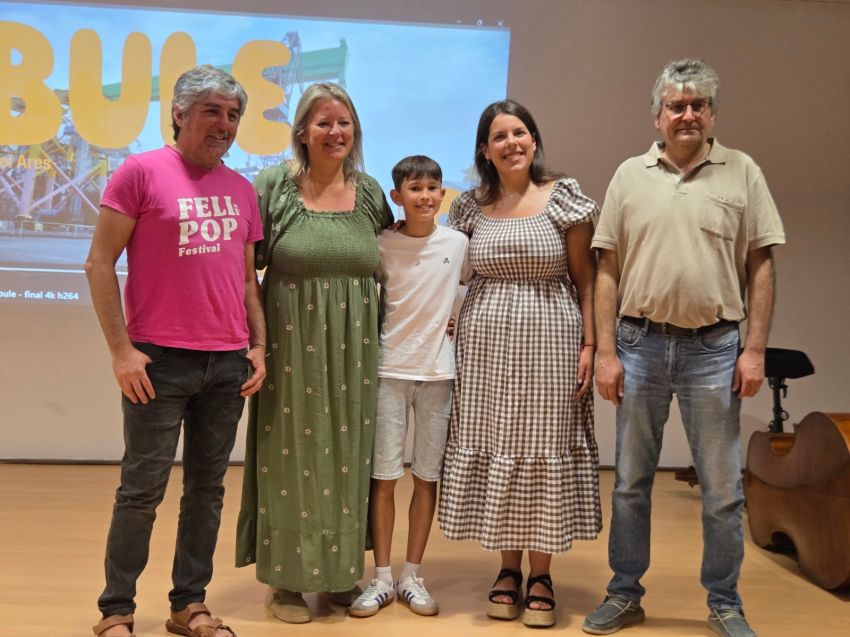 O Museo do Humor de Fene acolleu a presentación do videoclip do gañador da 8ª edición do concurso Quero Cantar da Deputación da Coruña
