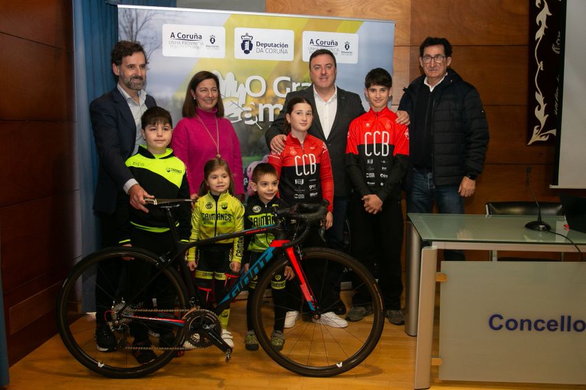 A etapa decisiva da proba ciclista O Gran Camiño disputarase entre Betanzos e Santiago de Compostela co apoio da Deputación da Coruña