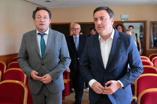 Formoso e García Ortiz clausuran en Mariñán a reunión dos fiscais de área de España