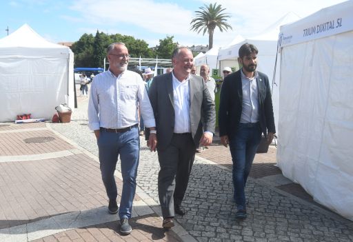 Cambre acolle a primeira das seis feiras  de dinamización do comercio local que impulsa a Deputación