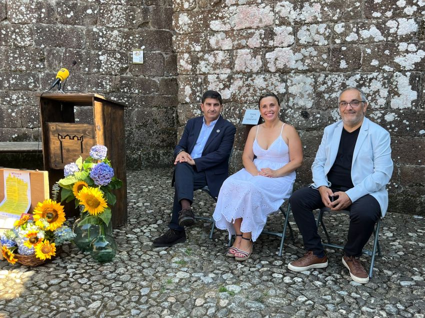 A Deputación colabora con ‘Vimianzo M.O.L.A: un castelo de lenda’, un proxecto que encherá a vila de arte, literatura e teatro