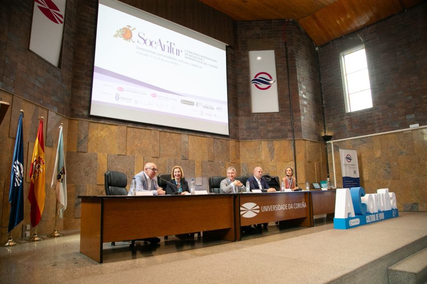 O vicepresidente, Xosé Regueira, inaugura o  V Congreso internacional de socioloxía e antropoloxía do turismo