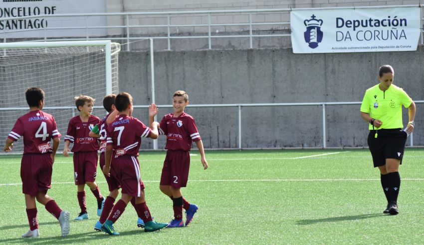 O RC Deportivo gaña o primeiro Trofeo Alevín de fútbol 8 da Deputación da Coruña