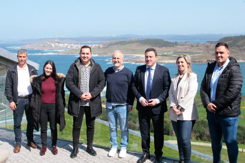 A nova glorieta de acceso ao Parador da Costa da Morte, en Muxía, estará operativa para a Semana Santa