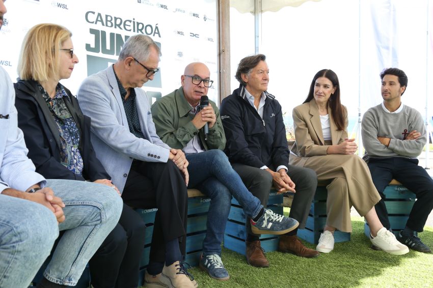 Regueira defende o valor económico do surf na presentación do Cabreiroá Junior Pro Razo