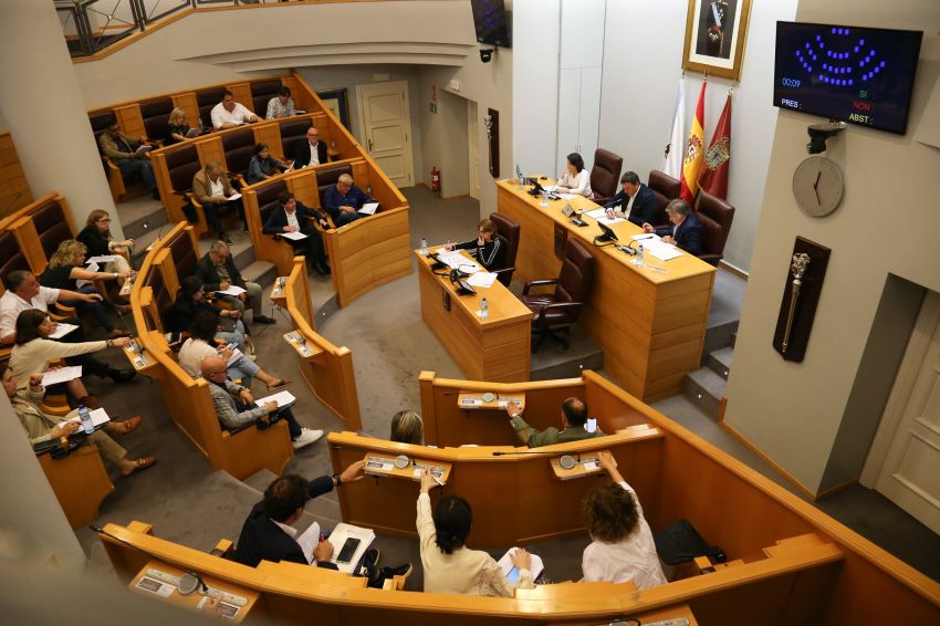 A Deputación esíxelle á Xunta un reparto obxectivo dos fondos para obras de saneamento e abastecemento de auga