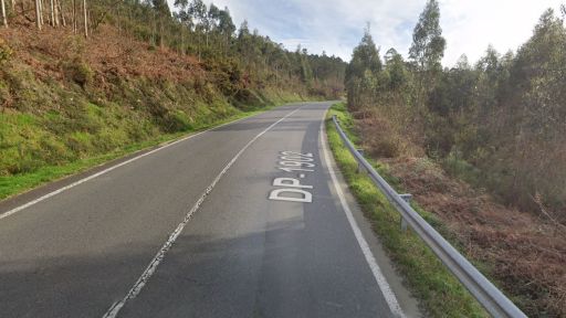 A Deputación adxudica por 376.984 euros as obras de renovación do firme da estrada que une Carballo e Razo