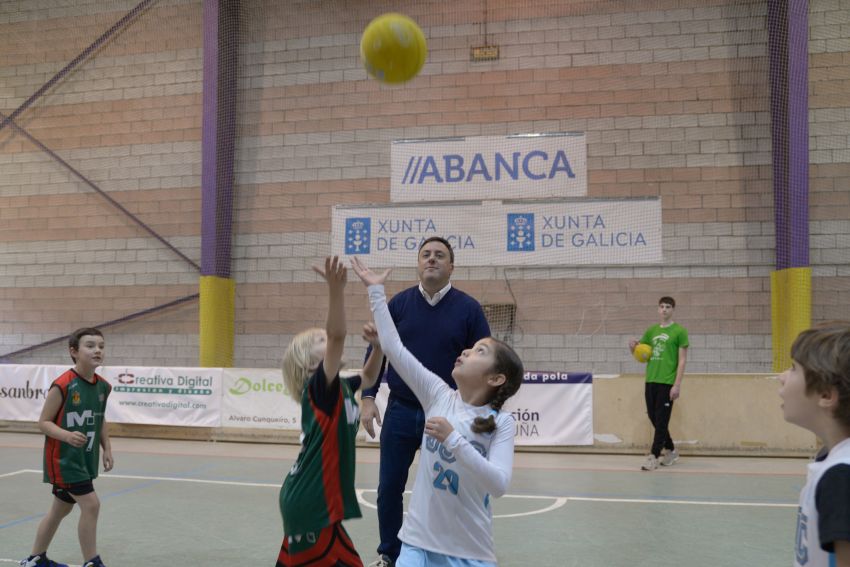 O Pequebasket converte a Carballo na capital galega do baloncesto infantil