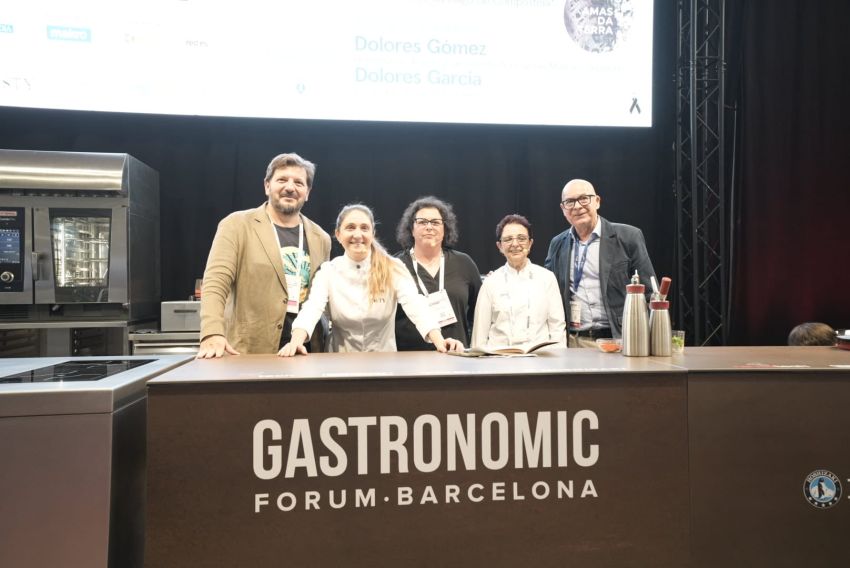 O público internacional do Gastronómic Fórum Barcelona descobre os saberes e sabores da provincia no stand da Deputación