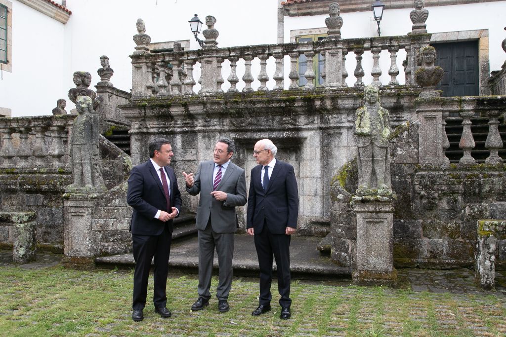 O presidente da Deputación da Coruña e o fiscal xeral do Estado clausuran no Pazo de Mariñán a Escola de Verán do Ministerio Fiscal