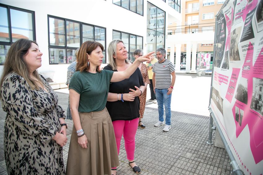 A mostra da Deputación “Sinaladas” chega a Fene para difundir a loita das mulleres galegas no século XX