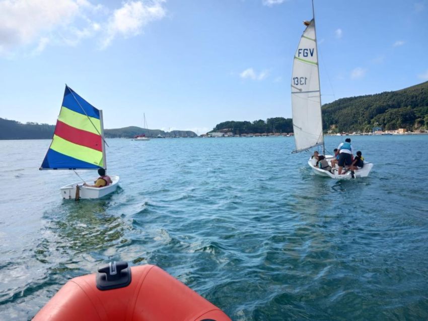 Cedeira inaugura a Campaña de Vela da Deputación da Coruña na que participan 240 nenos e nenas este verán