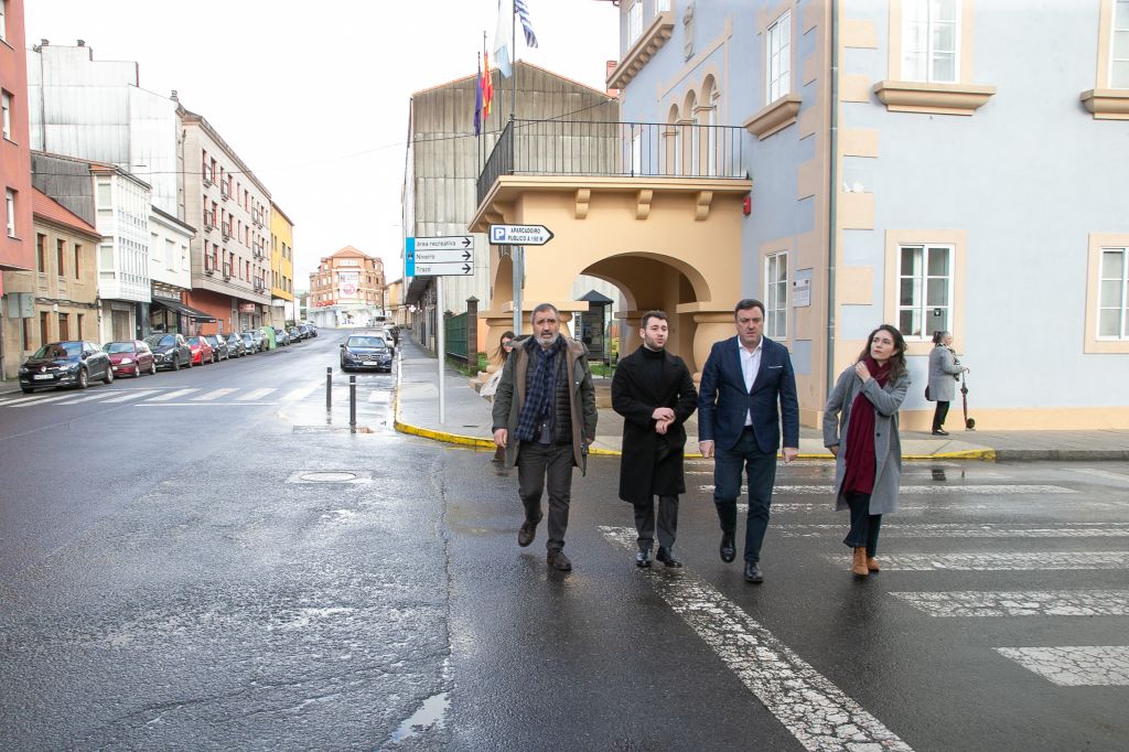 A Deputación da Coruña e o Concello de Val do Dubra traballan para axilizar as obras da travesía de Bembibre, cun investimento de 1,1 millóns de euros