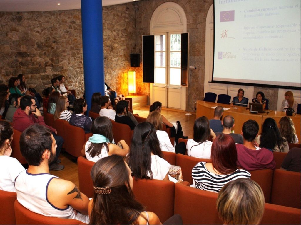 A Deputación colabora co programa de voluntariado social en países europeos da Fundación Paideia