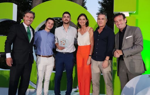 A cooperativa xuvenil boirense Kracia, galardoada como mellor proxecto emprendedor do ano