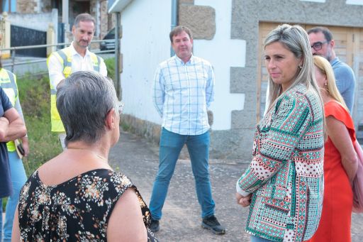 A deputada de Vías e Obras visita Sada para valorar melloras na rede provincial de estradas do municipio