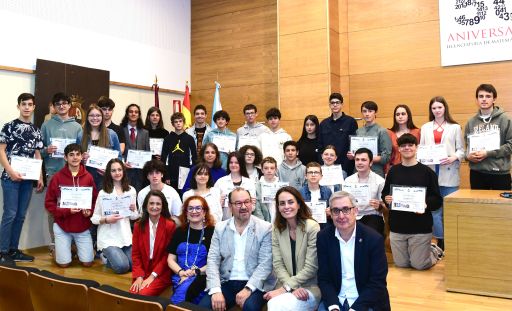 Blas García clausura o curso do proxecto Estalmat de impulso ao talento matemático da USC