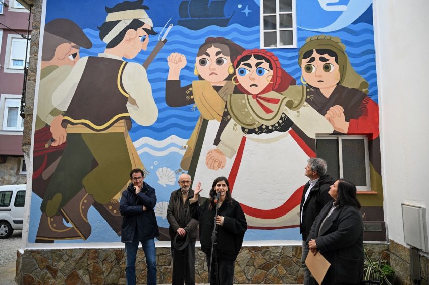 A Deputación da Coruña inaugura en Negreira, Cee e Corcubión os novos murais da II edición de “Arte no Camiño”