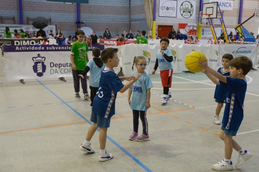 O Pequebasket converte a Carballo na capital galega do baloncesto infantil