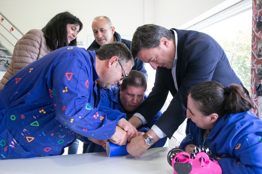 A Deputación recibe máis de 330 solicitudes nas convocatorias de axudas de Política Social, que distribuirán 13,4 millóns entre entidades e concellos