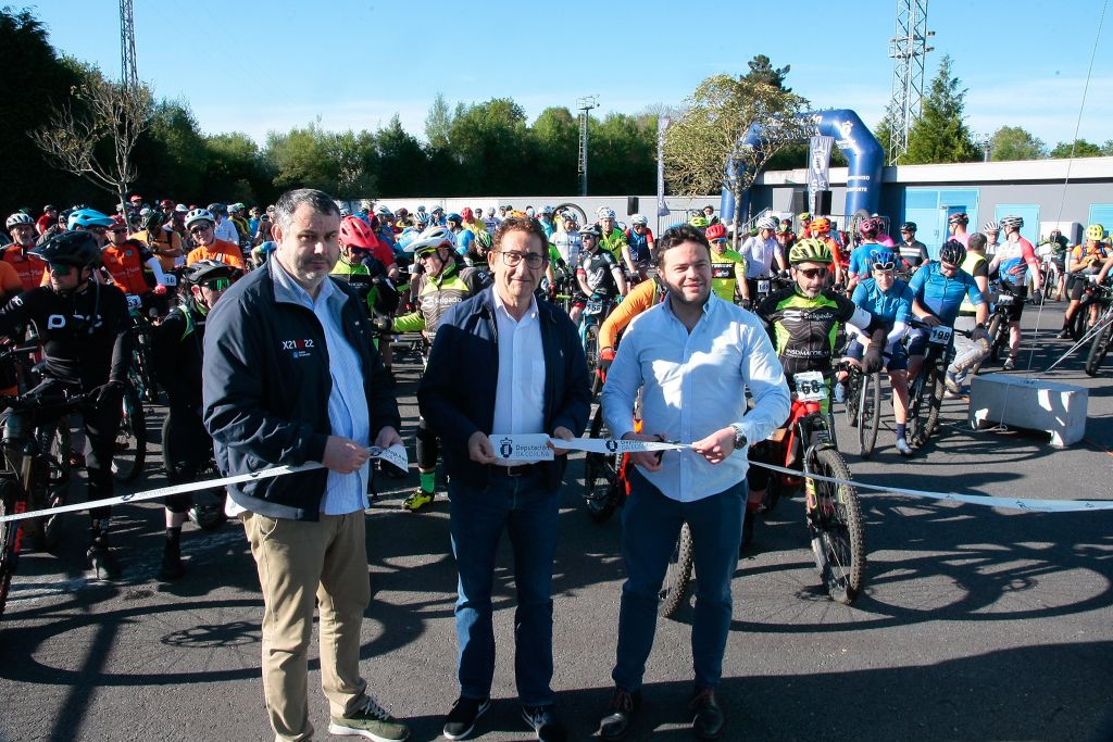 Éxito de participación na Ruta BTT dos encoros organizada pola Deputación