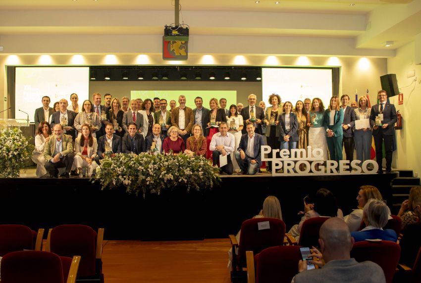 A Deputación da Coruña recibe en Córdoba o Premio Progreso polo modelo pioneiro da súa Rede de Espazos de Coworking