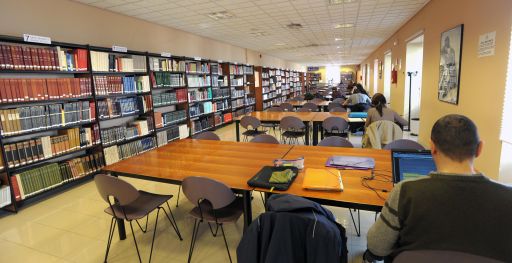 A Biblioteca da Deputación celebra o Día do Libro coa presentación da publicación “Os libros durmidos”, unha obra sobre a súa historia e os seus fondos