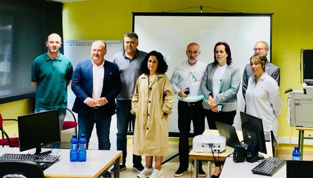 A Deputación informa aos alcaldes e alcaldesas da Costa da Morte sobre o proxecto piloto da Axenda Urbana a Oficina Next Generation