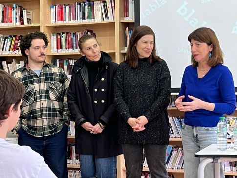 A deputada de dereitos civís, Soledad Agra presenta en Baio os obradoiros contra a desinformación do Colexio de Xornalistas