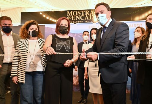 Formoso homenaxea ás palilleiras na 31 edición da Mostra do Encaixe de Camariñas