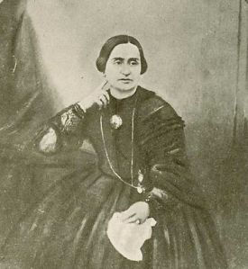 ARQUIVO DACORUNA: Rosalía e familia. DOCUMENTO MES SETEMBRO