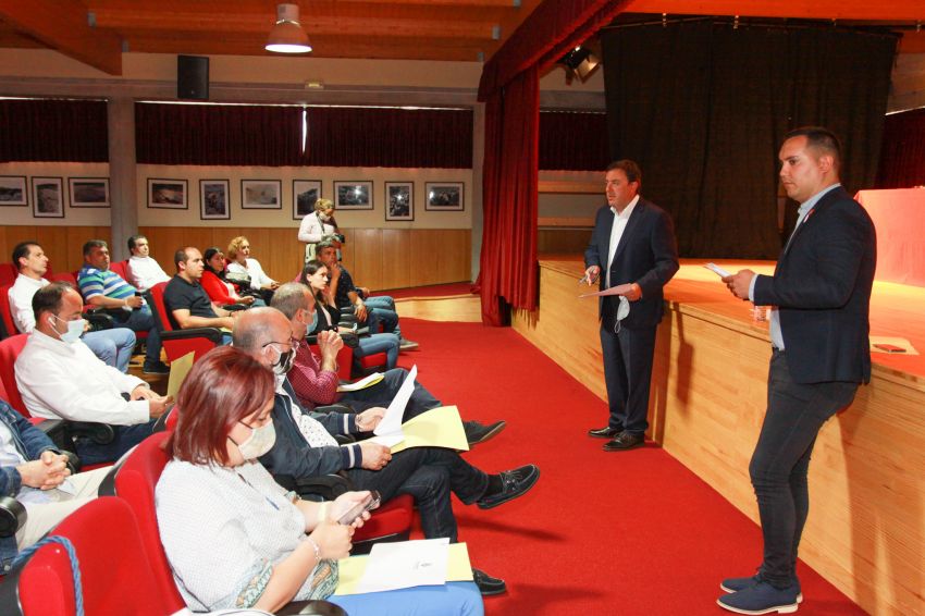 González Formoso sinala o emprego e os servizos sociais como “prioridades absolutas” dos investimentos da Deputación na Costa da Morte