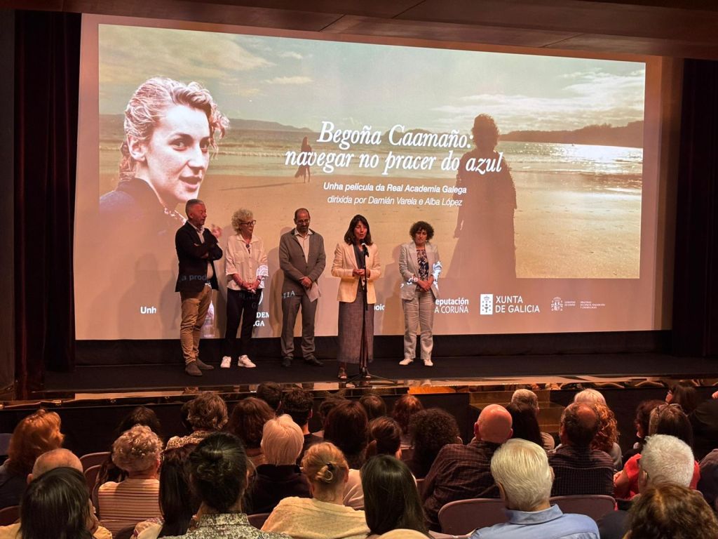 Sol Agra reivindica «mil primaveras máis» para Begoña Caamaño e a nosa lingua na presentación dun documental sobre a homenaxeada do Día das Letras