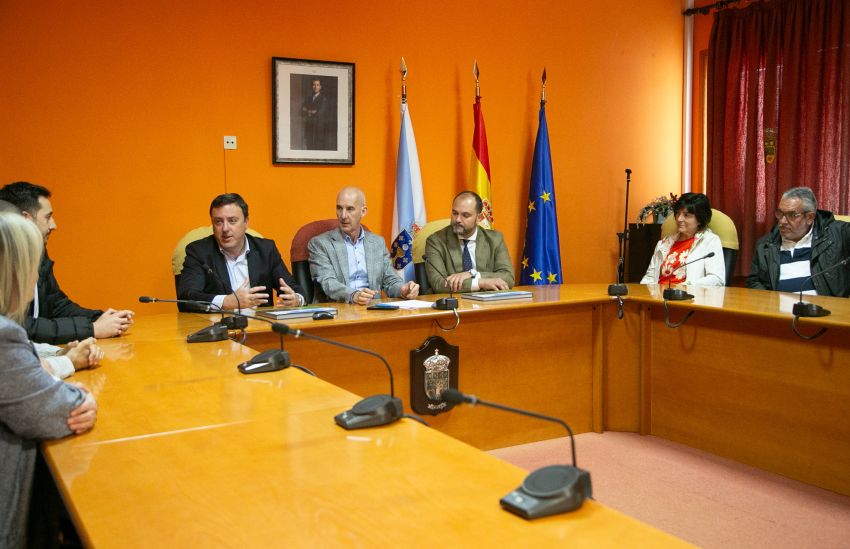 Formoso visita Inleit en Curtis: “É un exemplo de que a innovación e o aproveitamento dos recursos locais poden xerar valor engadido e emprego no rural galego”