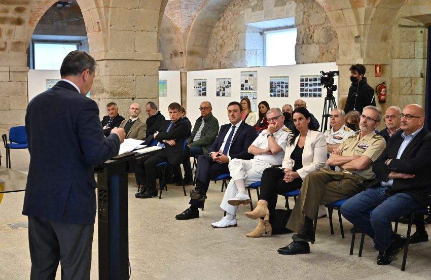 A Deputación edita un libro sobre o patrimonio militar da costa coruñesa