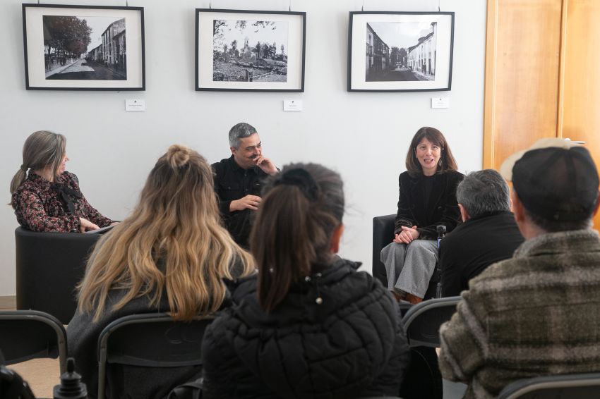 Carballo formaliza a súa adhesión á rede de grupos de conversa ‘Falarmos Nós’ que impulsa a Área de Lingua da Deputación