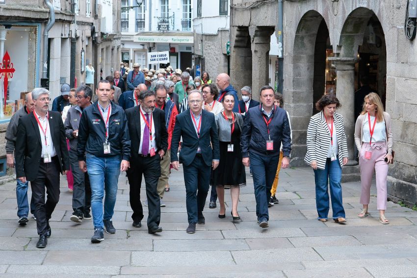 Formoso dá a benvida a Santiago aos participantes na peregrinaxe de Special Olympics Galicia