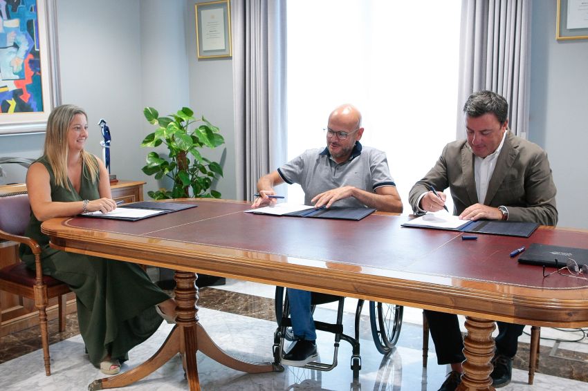 A Deputación e COGAMI asinan o convenio de colaboración para promover a inserción laboral de persoas con discapacidade