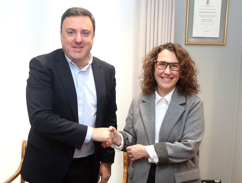 A Deputación financia o programa de actividades culturais da UNED