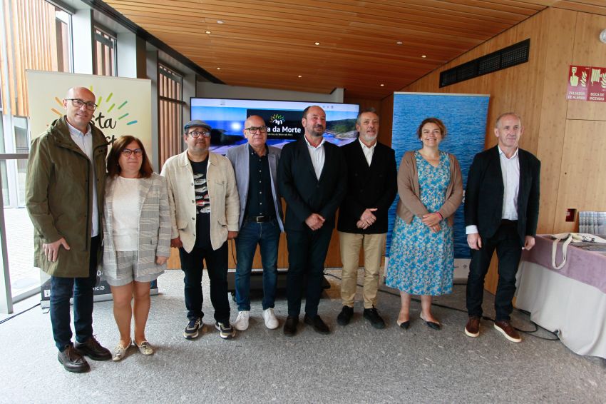 Regueira participa na presentación da nova web turística da Costa da Morte da CMAT e APTCM