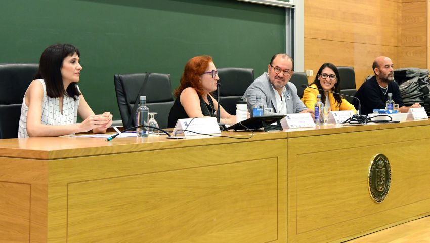 A Deputación apoia o programa ESTALMAT da USC para o estímulo do talento matemático entre a mocidade